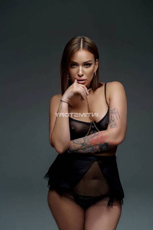 Фото Каролина Horny